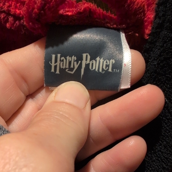 Harry Potter Robe - Picture 2 of 6